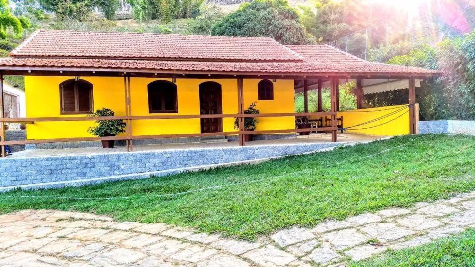Chalés AABB Valença RJ Exterior foto